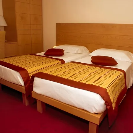 Accademia Hotel