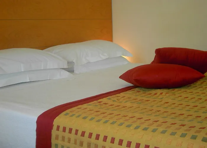 Accademia Hotel 3*