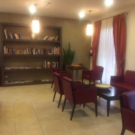 Accademia Hotel 3*