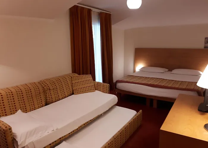 فندق Accademia 3*