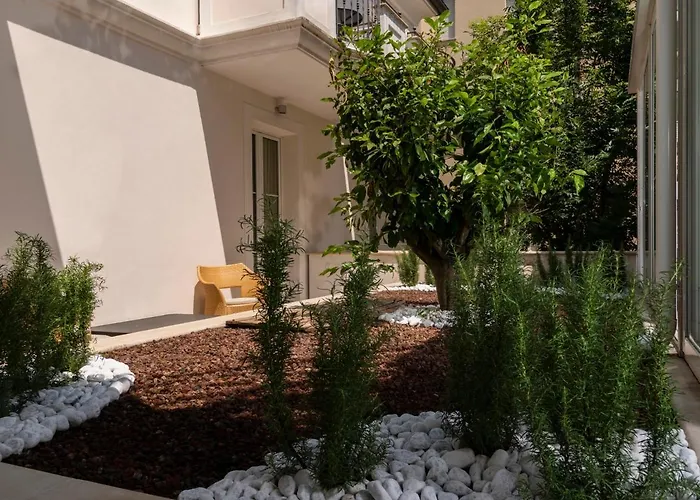Accademia Hotel